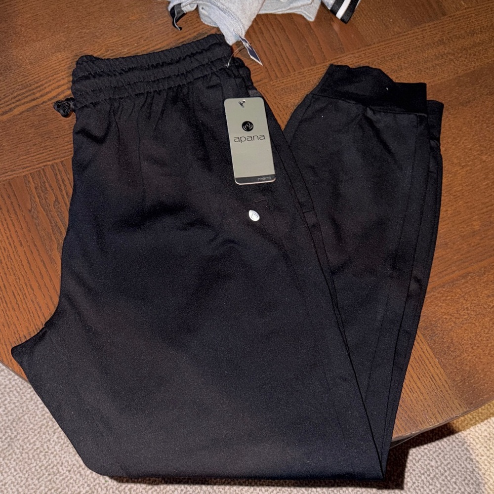 Apana Men's Black Joggers